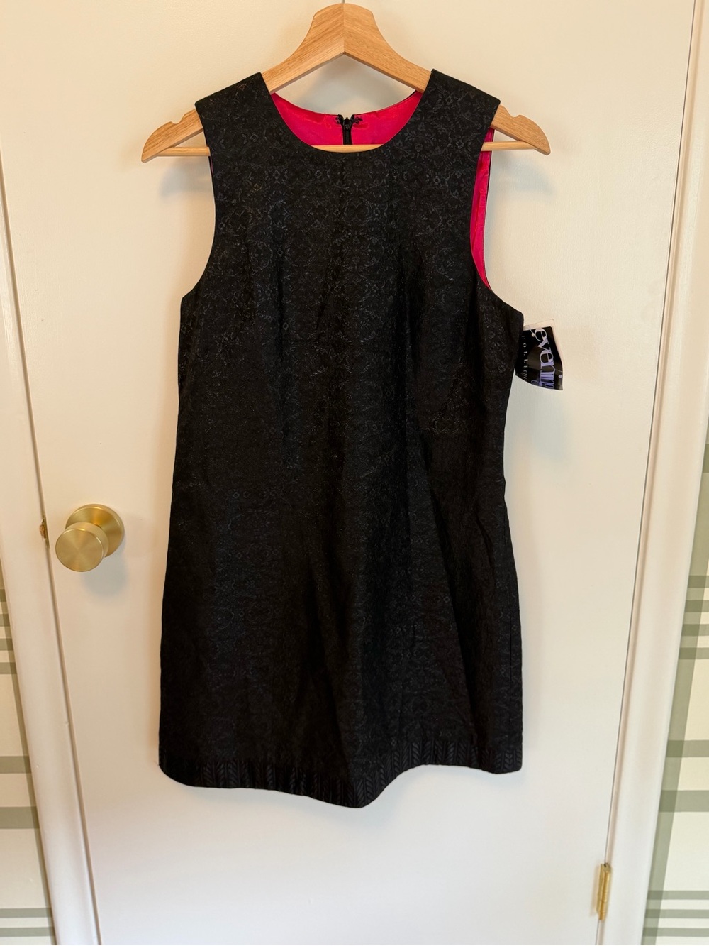 VINTAGE ABS Allen Schwarz Black Sleeveless Shift Dress with Hot Pink Lining